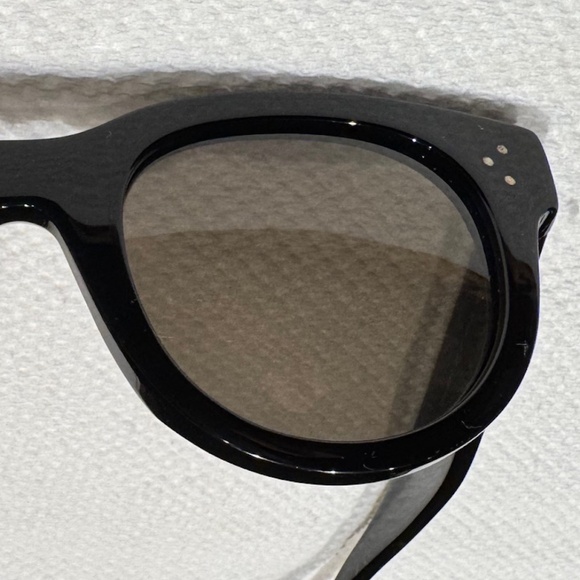 CELINE - Round Cat-eye Black Sunglasses - Picture 7 of 9